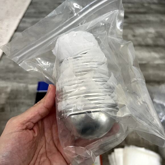 Complete Kit for Bath Bomb DIY Making with Heat Gun, Molds, Mica Powder, Bags - Picture 4 of 10